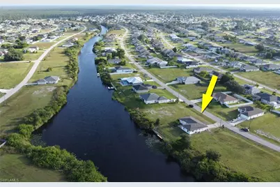 2612 NW 4th Pl, Cape Coral, FL 33993 - Photo 2