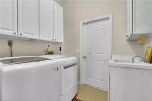 11865 Grand Isles Ln, Fort Myers, FL 33913 - Photo 32
