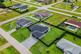 338 NE 24th Terrace, Cape Coral, FL 33909 - Photo 8