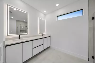 338 NE 24th Ter, Cape Coral, FL 33909 - Photo 32