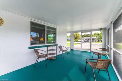 17 Victoria Dr, North Fort Myers, FL 33917 - Photo 22