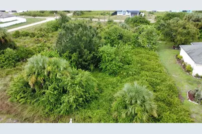 741 Cardinal St E, Lehigh Acres, FL 33974 - Photo 4