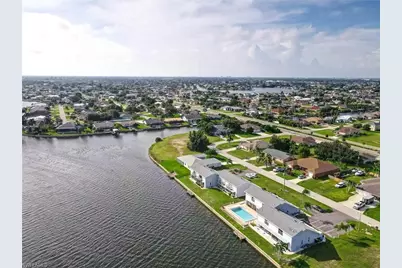 707 SW 3rd Ct #103, Cape Coral, FL 33991 - Photo 28