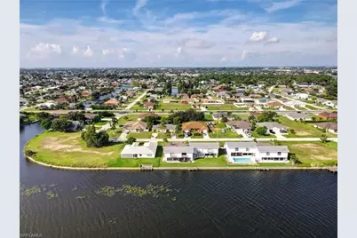 707 SW 3rd Ct #103, Cape Coral, FL 33991 - Photo 30