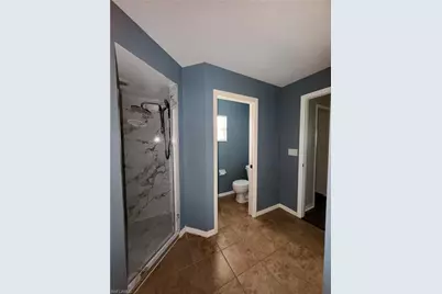 302 NW 2nd Pl, Cape Coral, FL 33993 - Photo 6