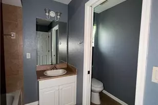 302 NW 2nd Pl, Cape Coral, FL 33993 - Photo 10