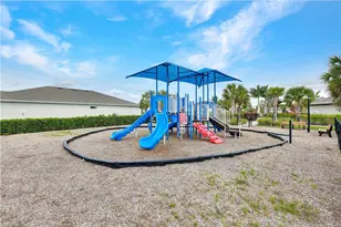 447 Spring Hill Lake Loop, Cape Coral, FL 33993 - Photo 38