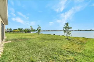 447 Spring Hill Lake Loop, Cape Coral, FL 33993 - Photo 32