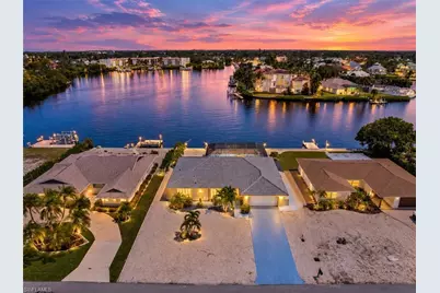 290 3rd St W, Bonita Springs, FL 34134 - Photo 4