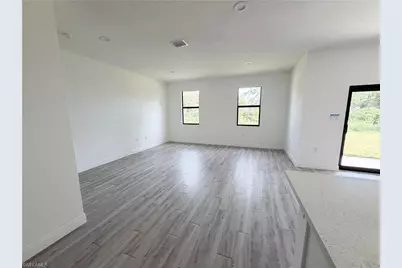 8003 Marsh Cir, Labelle, FL 33935 - Photo 4