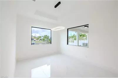 920 SE 5th Ter, Cape Coral, FL 33990 - Photo 24
