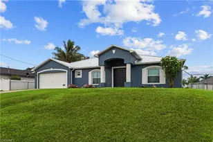 1330 NE 33rd Ln, Cape Coral, FL 33909 - Photo 2