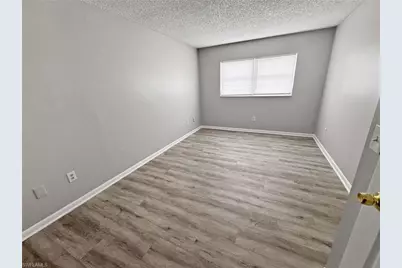 6635 Warwick Cir #5, Fort Myers, FL 33919 - Photo 14