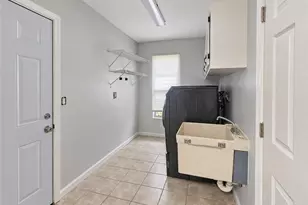 7211 Reymoor Dr, North Fort Myers, FL 33917 - Photo 58
