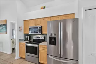 14193 Grosse Point Ln, Fort Myers, FL 33919 - Photo 14