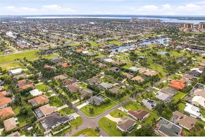 1724 SW 51st Ter, Cape Coral, FL 33914 - Photo 10