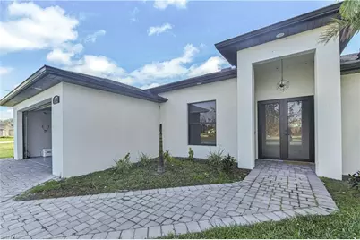 1005 SW 15th Pl, Cape Coral, FL 33991 - Photo 2