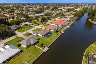 1807 NE 2nd St, Cape Coral, FL 33909 - Photo 46