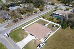 903 SE 23rd Pl, Cape Coral, FL 33990 - Photo 18