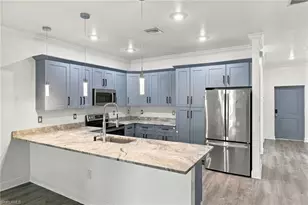 2116 Palm Ave, Fort Myers, FL 33916 - Photo 8