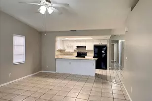 112 SE 12th St, Cape Coral, FL 33990 - Photo 4
