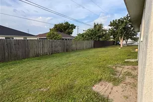 112 SE 12th St, Cape Coral, FL 33990 - Photo 18