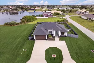 1135 Tropicana Parkway W, Cape Coral, FL 33993 - Photo 38