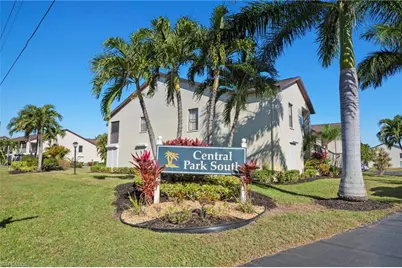 9290 Lake Park Dr #201, Fort Myers, FL 33919 - Photo 22