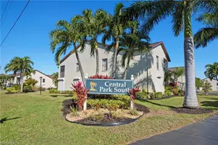 9290 Lake Park Dr, Fort Myers, FL 33919 - Photo 22