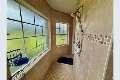 902 Susan Ave N, Lehigh Acres, FL 33971 - Photo 18
