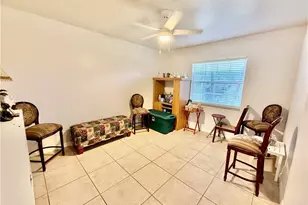 902 Susan Ave N, Lehigh Acres, FL 33971 - Photo 12