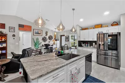 614 NW 38th Ave, Cape Coral, FL 33993 - Photo 16