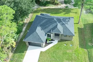 2517 39th St W, Lehigh Acres, FL 33971 - Photo 50