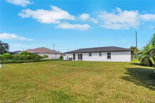 2028 NE 17th Pl, Cape Coral, FL 33909 - Photo 26