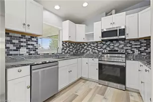 806 Felix Ave N, Lehigh Acres, FL 33971 - Photo 16