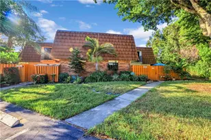 1428 Park Shore Cir, Fort Myers, FL 33901 - Photo 4