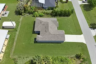 1406 Ford Cir, Lehigh Acres, FL 33936 - Photo 38