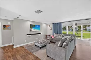4015 SE 1st Pl, Cape Coral, FL 33904 - Photo 6