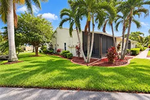 5120 SW Courtyards Ct, Cape Coral, FL 33914 - Photo 4