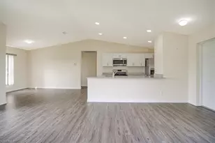 9023 W Crow Cir, Labelle, FL 33935 - Photo 4