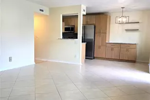 4625 Bayshore Dr, Naples, FL 34112 - Photo 4