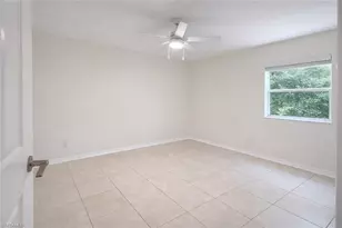4625 Bayshore Dr, Naples, FL 34112 - Photo 8