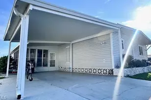 5545 Sir Walter Way, North Fort Myers, FL 33917 - Photo 2