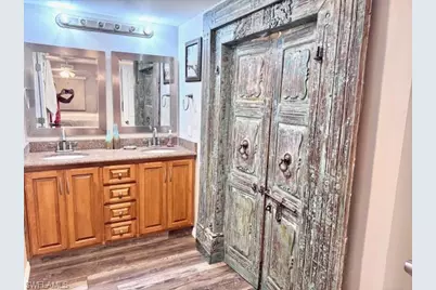 5545 Sir Walter Way, North Fort Myers, FL 33917 - Photo 18