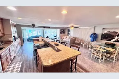 5545 Sir Walter Way, North Fort Myers, FL 33917 - Photo 4
