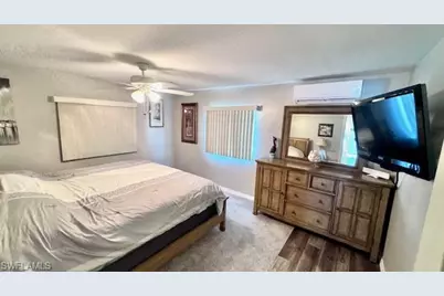 5545 Sir Walter Way, North Fort Myers, FL 33917 - Photo 16