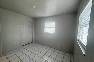 5637 Seventh Ave, Fort Myers, FL 33907 - Photo 4