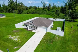 805 Whispering Pines Rd, Cape Coral, FL 33993 - Photo 68