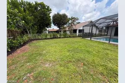 1804 Viscaya Pkwy, Cape Coral, FL 33990 - Photo 24