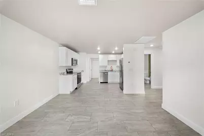 2405 Maple Ave, Fort Myers, FL 33901 - Photo 6